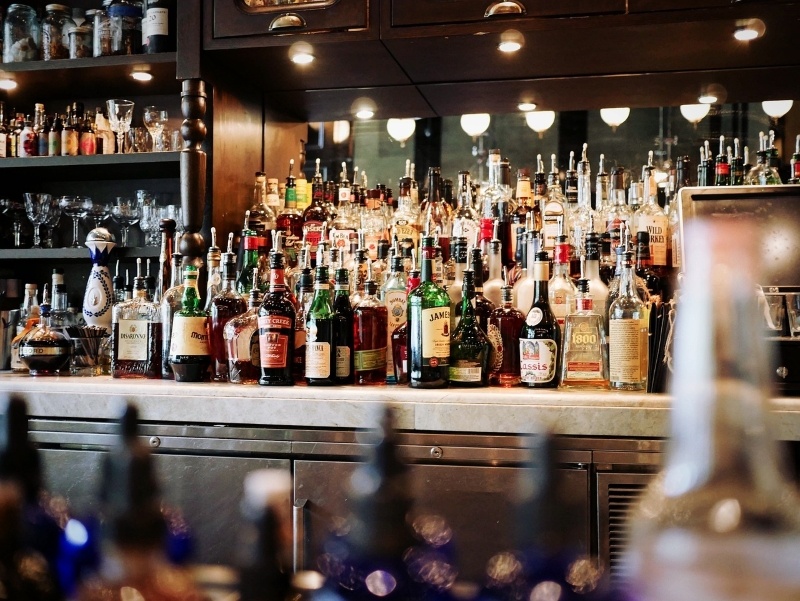 Alcohol and Dementia Risk: New Study Challenges Previous Assumptions ...