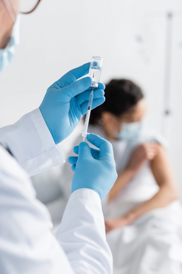 Call for Mandatory COVID-19 Vaccination for LTC Workers