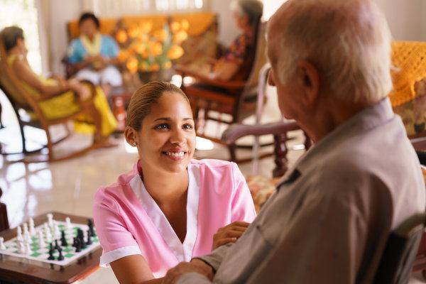 Family and Friends Provide Substantial Amounts of Care in Long-Term Care Facilities - Study