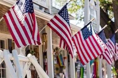 O’er the Land of the Free and the Home of the Brave!